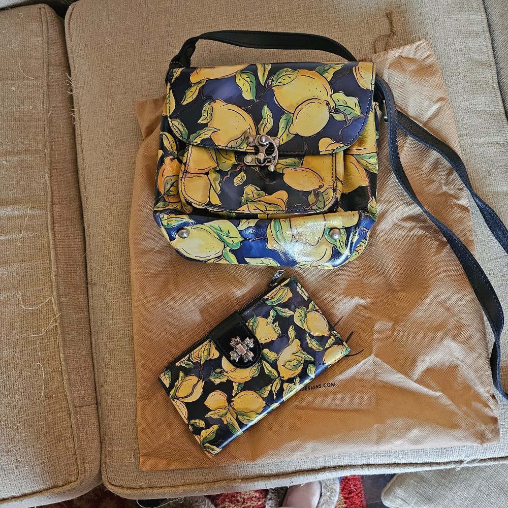 SUMMERY PATRICIA NASH PURSE AND WALLET
